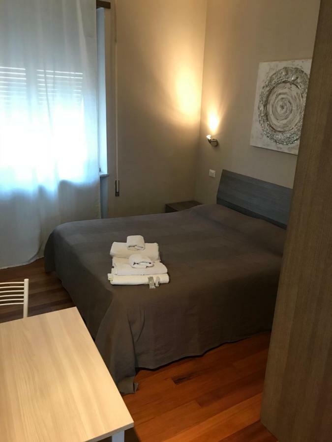 Room 14 Roma Esterno foto