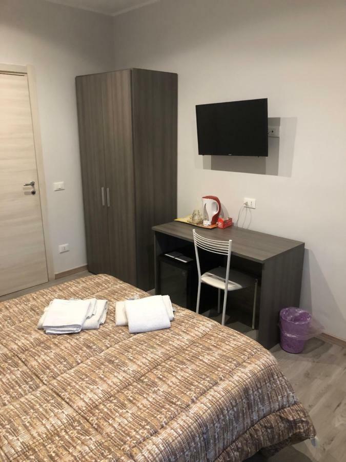 Room 14 Roma Esterno foto